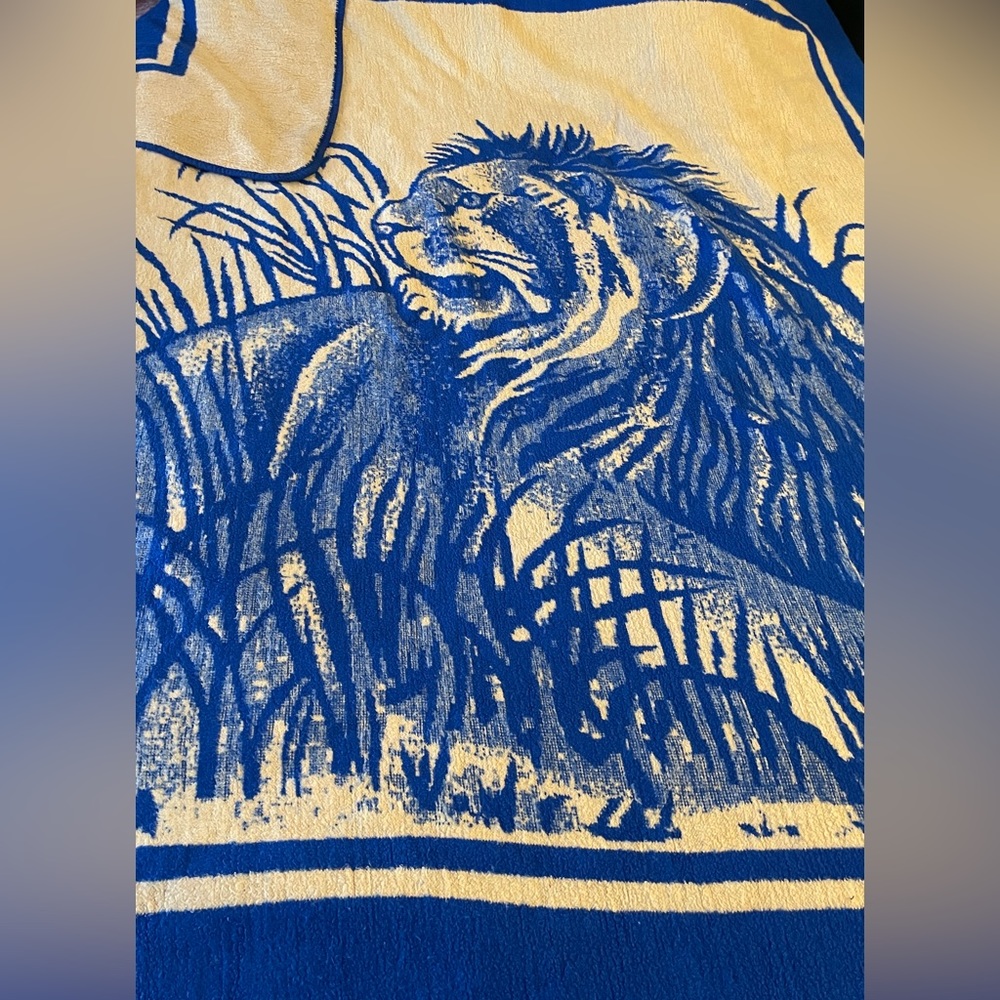 Biederlack | Vintage | Fleece Blanket | Big Blue Lion | Very Good Condition